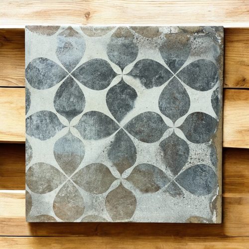 HEARTLAND LEAF 30X30